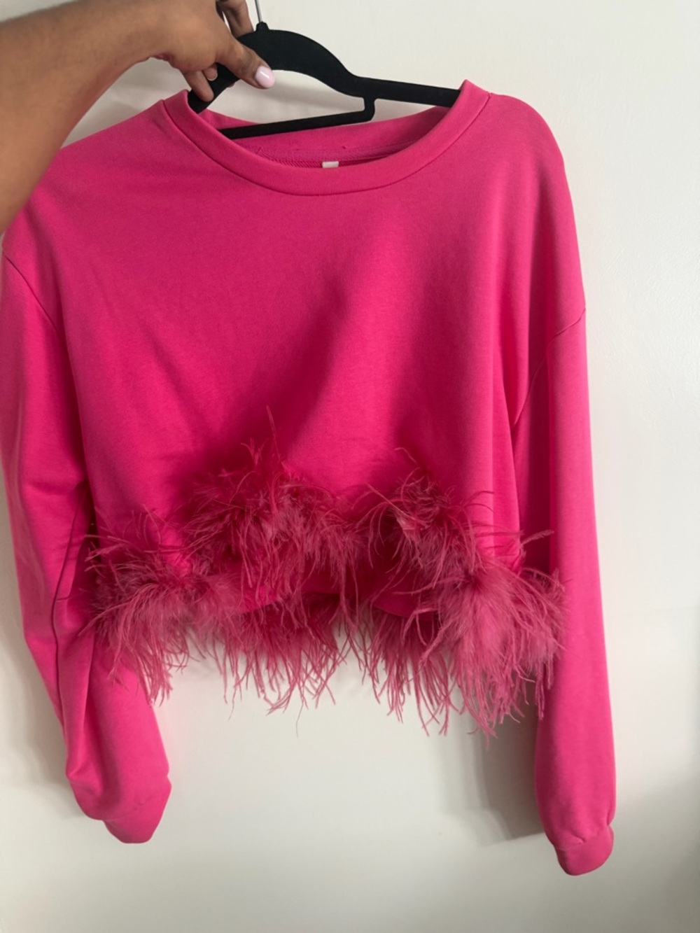 Women's Hot Pink Feather-Trim Crop Sweatshirt